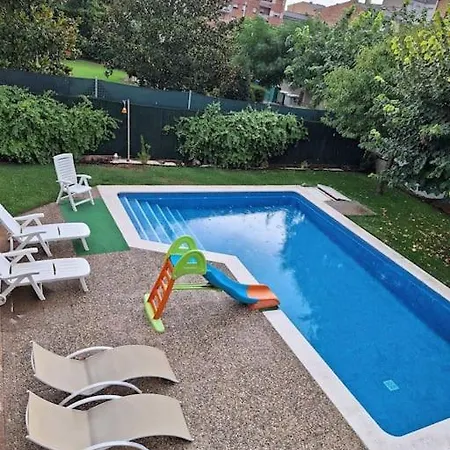 Amb Encant A Apartment Tremp